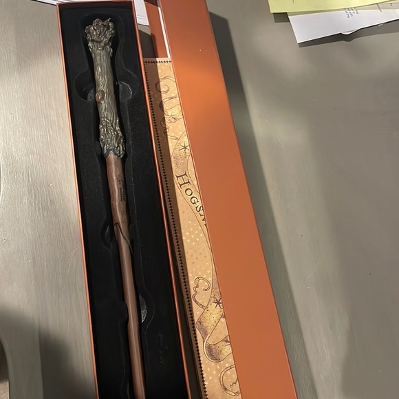 Harry Potter wand wizarding world of Harry Potter universal studios - Picture 1 of 6